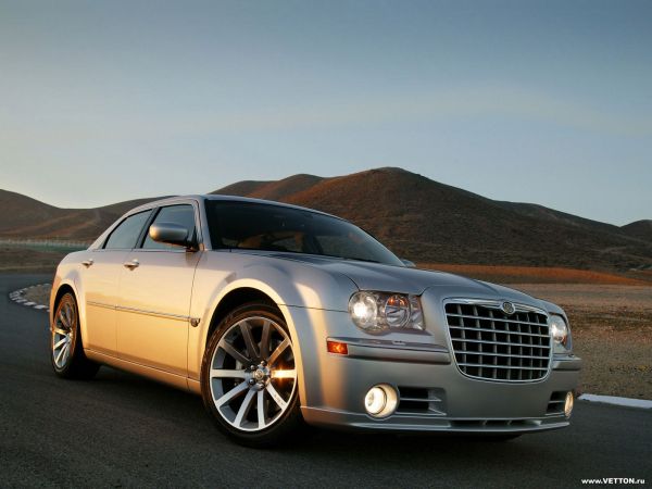 Chrysler 300C SRT-8 HEMI