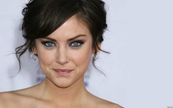 Jessica Stroup